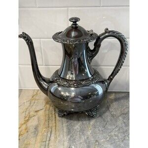 Vintage Wilcox Silver Plate New Beverly Manor #1301 Coffee Pot Hinged Lid
